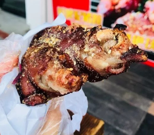 门脸不大，却让无数天津吃货流口水的小馆子！拯救荷包干瘪的你！