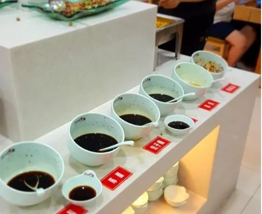 门脸不大，却让无数天津吃货流口水的小馆子！拯救荷包干瘪的你！