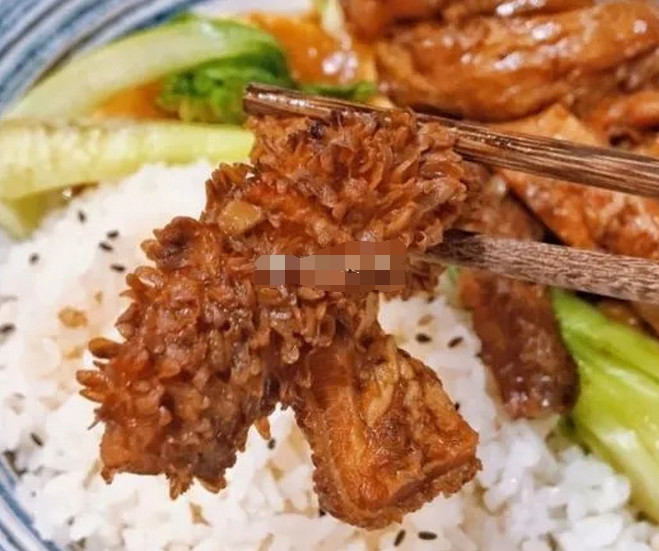 门脸不大，却让无数天津吃货流口水的小馆子！拯救荷包干瘪的你！