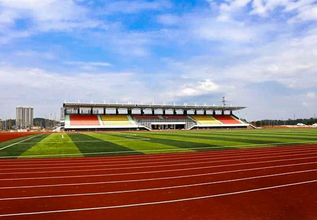 同校同班考出文理科双状元 成都最牛分管校长和班主任去哪儿了？