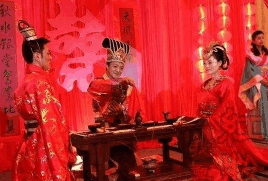 人生三大喜事是哪三件金榜题名和洞房花烛占其二第三件最感人