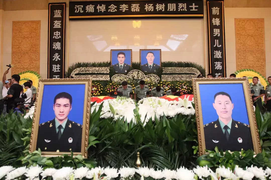 他们是真正的“战狼”，壮哉非洲维和六烈士！