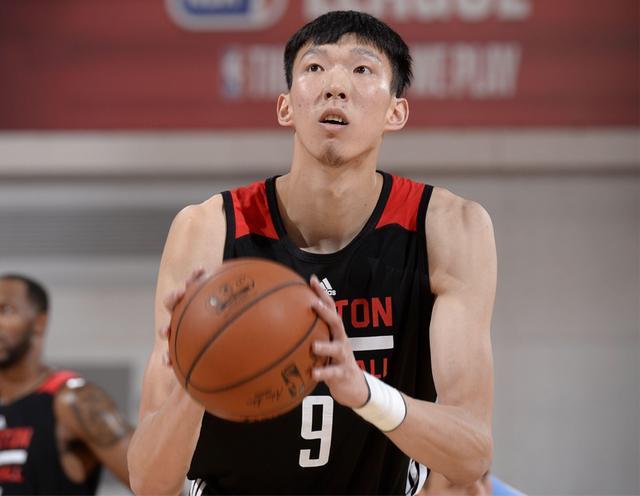 亚运会有哪些nba球员(姚明领衔NBA十大亚洲球员！组成一队，这阵容能够打进季后赛吗？)