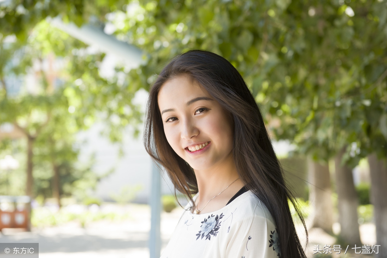 大学生的山村噩梦视频（女大学生去偏远山村支教）