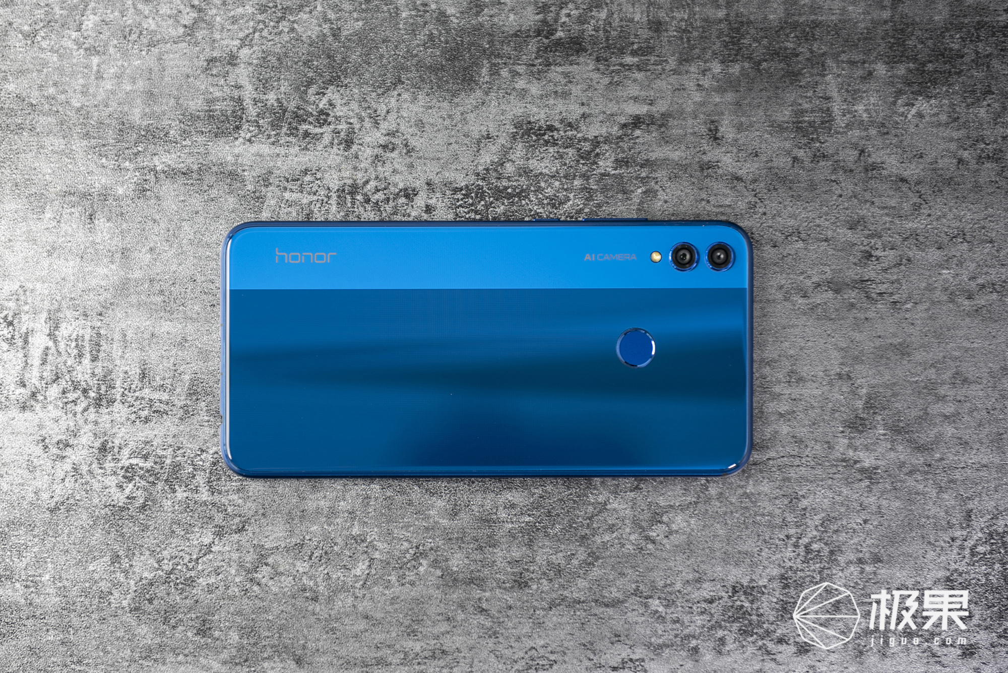 荣耀8x系列发布,对标小米max 3!号称"千元屏霸"