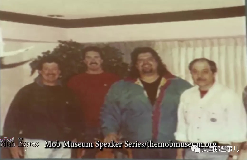 “你们再不收网抓人，过几天我就要当上纽约黑手党教父了！”