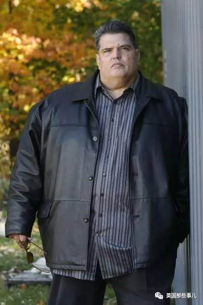 “你们再不收网抓人，过几天我就要当上纽约黑手党教父了！”