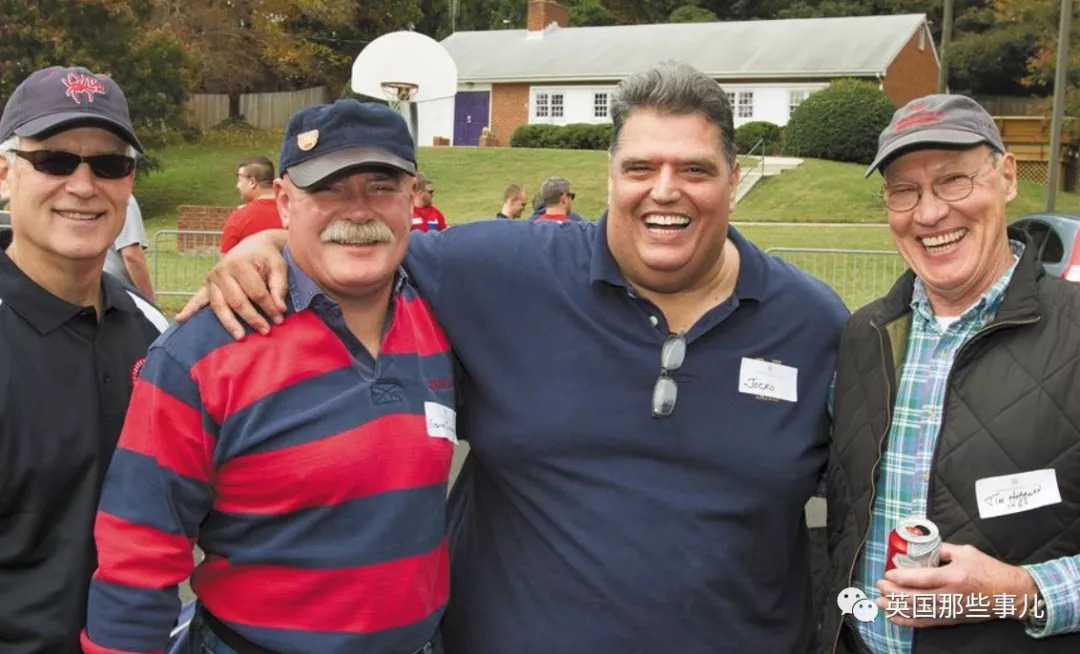 “你们再不收网抓人，过几天我就要当上纽约黑手党教父了！”