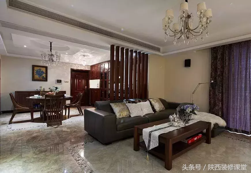 34款进门是客厅,玄关原来可以这样做