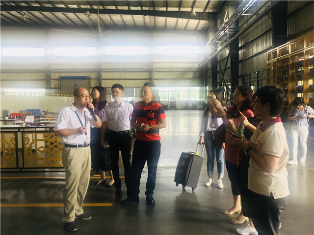 新浪直播:中国厨电行业考察行——走进万和