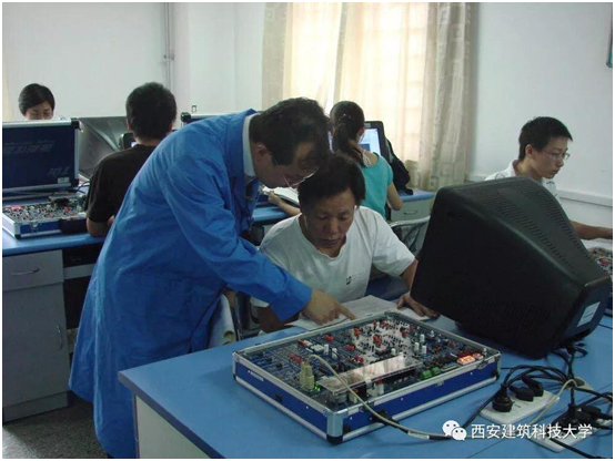 获得20项专利授权，发表科研论文百余篇，这位教授最近又被肯定