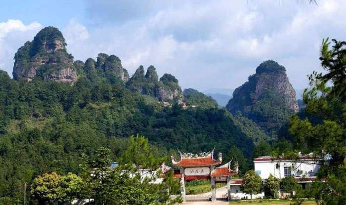 梅州五指山旅游景点介绍(粤赣闽交界) - 悦闻天下