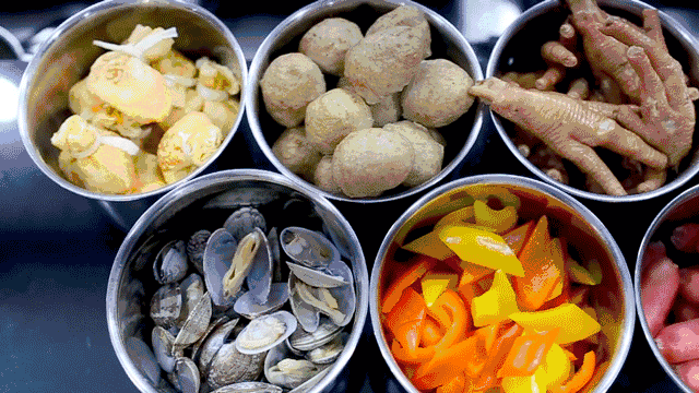 河北大学北街有一家让我想要留级的小店，每口都是青春的味道！