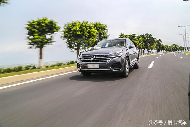 更小排量 更加运动 试驾全新大众途锐