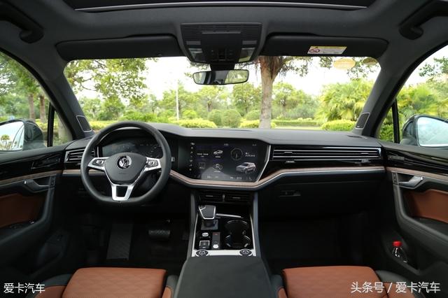 更小排量 更加运动 试驾全新大众途锐
