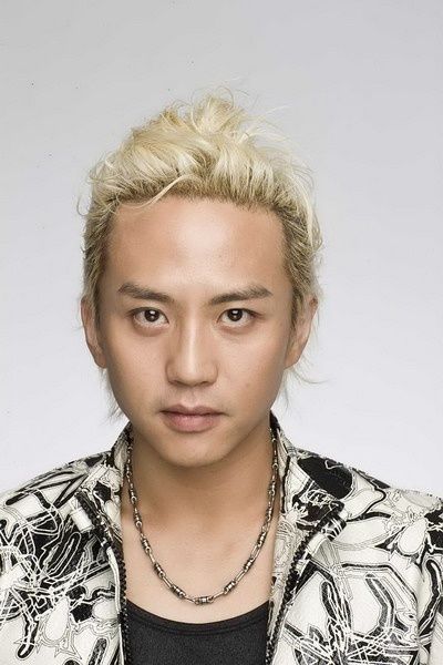 邓超头发怎么白了(邓超头发怎么白了那么多)-情感知识库-动动脑