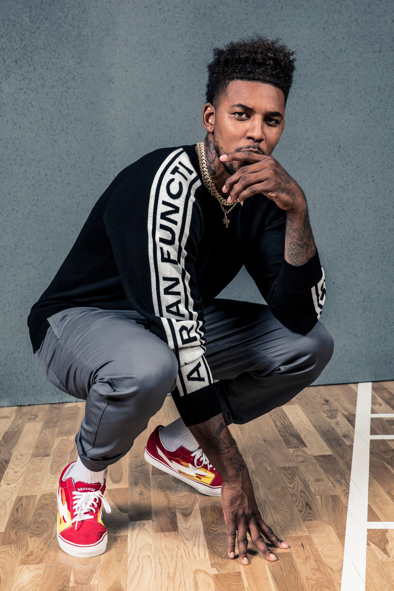 为什么nba都签约nick(尼克-杨火遍全球的问号脸背后