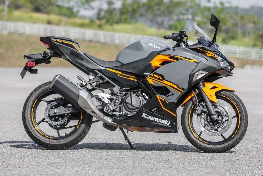 2019款川崎小忍者 Ninja 250 试驾体会 海量高清图片鉴赏