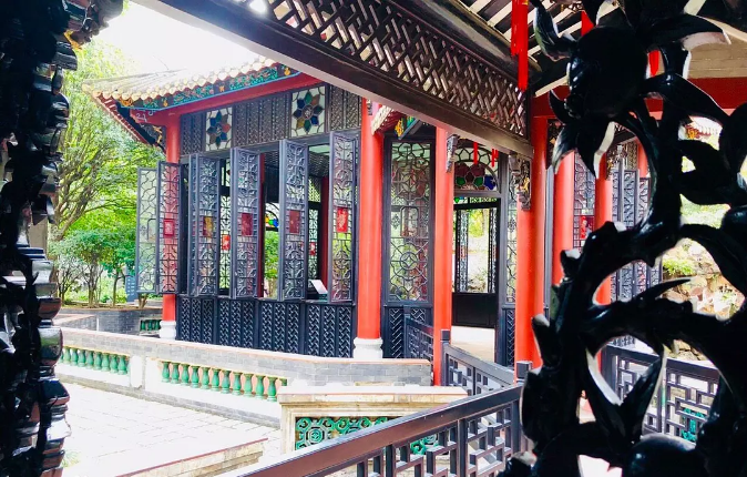 中国十大名园之一，美轮美奂超惊艳，门票最贵12元，不是颐和园