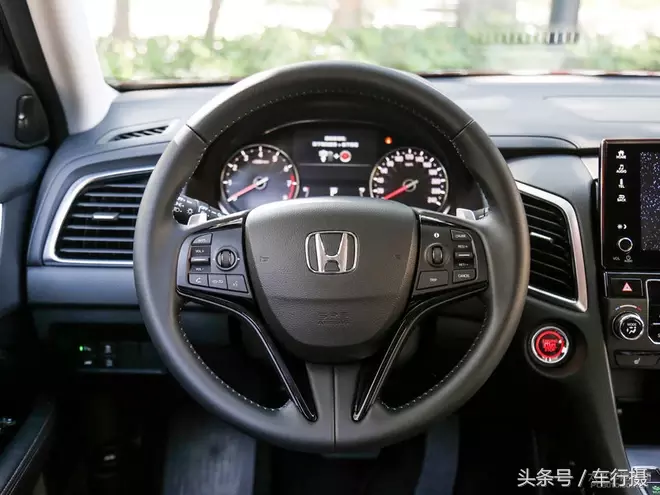 30万中型SUV对比：锐界\冠道\昂科威\汉兰达 你更愿意选谁？
