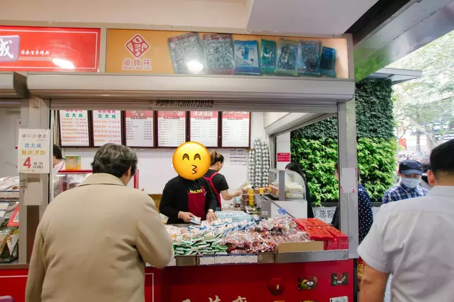 这个“破破烂烂”的商场,我劝贫穷的年轻人不要去