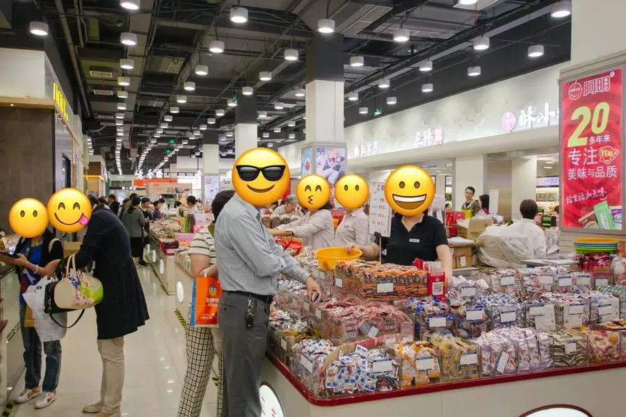 这个“破破烂烂”的商场,我劝贫穷的年轻人不要去