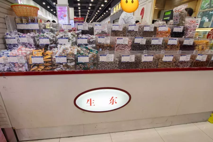 这个“破破烂烂”的商场,我劝贫穷的年轻人不要去