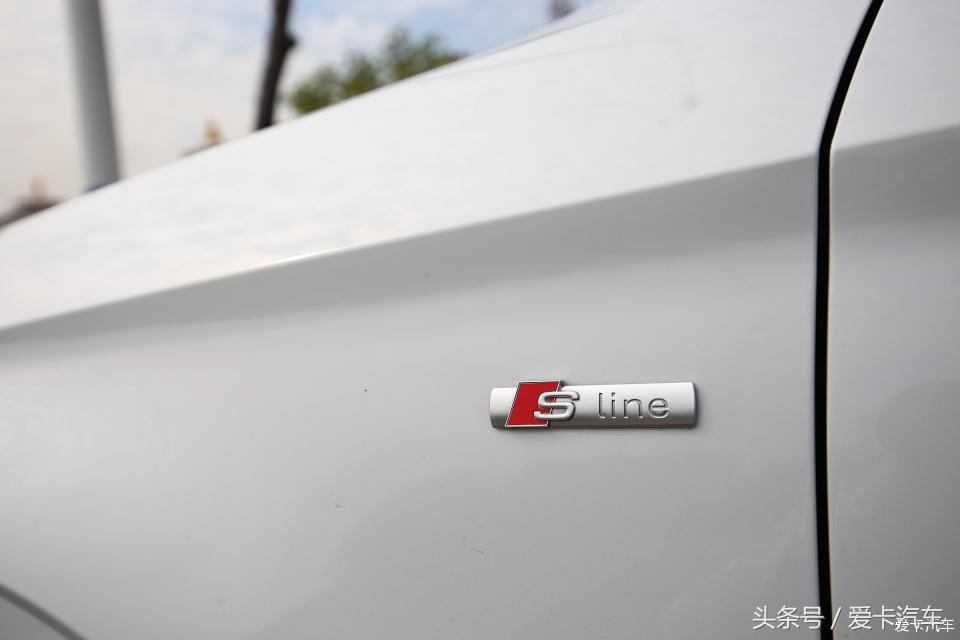问了下奥迪A3的价格，20W多点落地，买买买买！