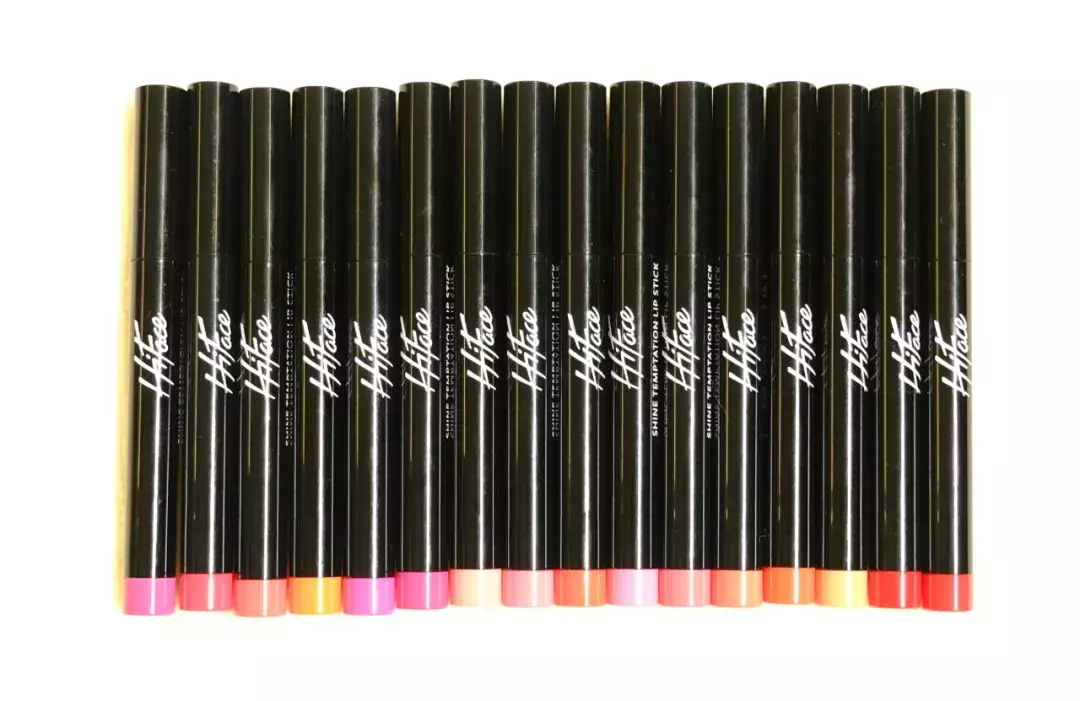 16种爆款口红试色，hold住你的全部状态！