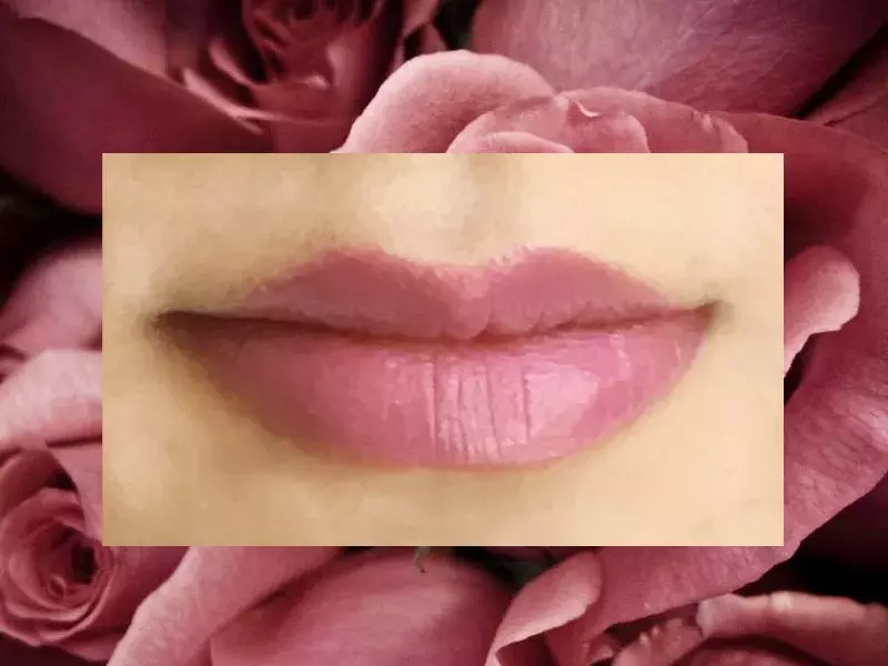 16种爆款口红试色，hold住你的全部状态！