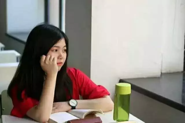 还记得那个平均绩点3.95的寝室吗？这次，她们又保研了牛校……