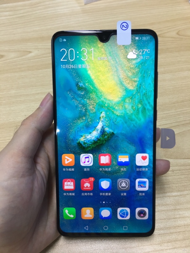 mate20屏幕的官方数据是2244×1080分辨率,6.53英寸,18.