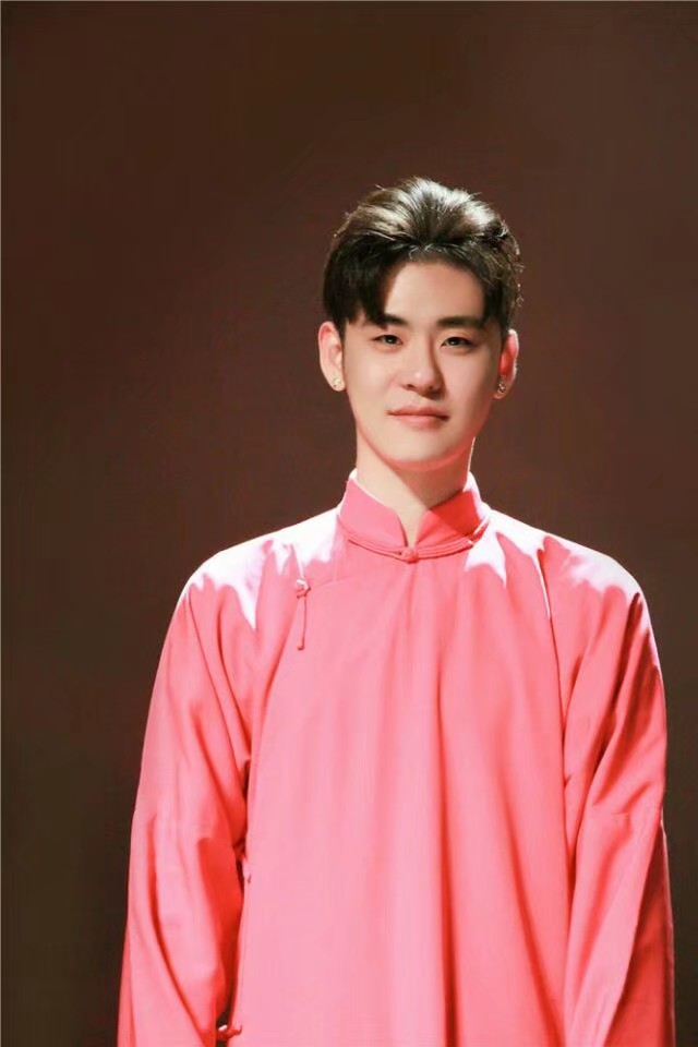 张云雷,不是靠颜值火的,他是有能力的