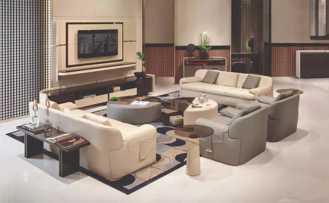122个意大利顶级品牌汇聚上海,2019设计趋势,你 get 了吗?