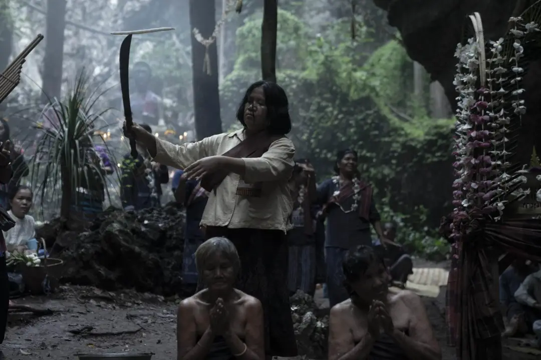 《灵媒》：丧尸、附身，这部火遍亚洲的恐怖片究竟恐怖在哪里？