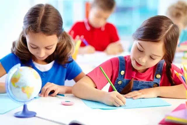孩子作业写得慢、成绩差，可能是怪读不懂题！5步提升孩子阅读力