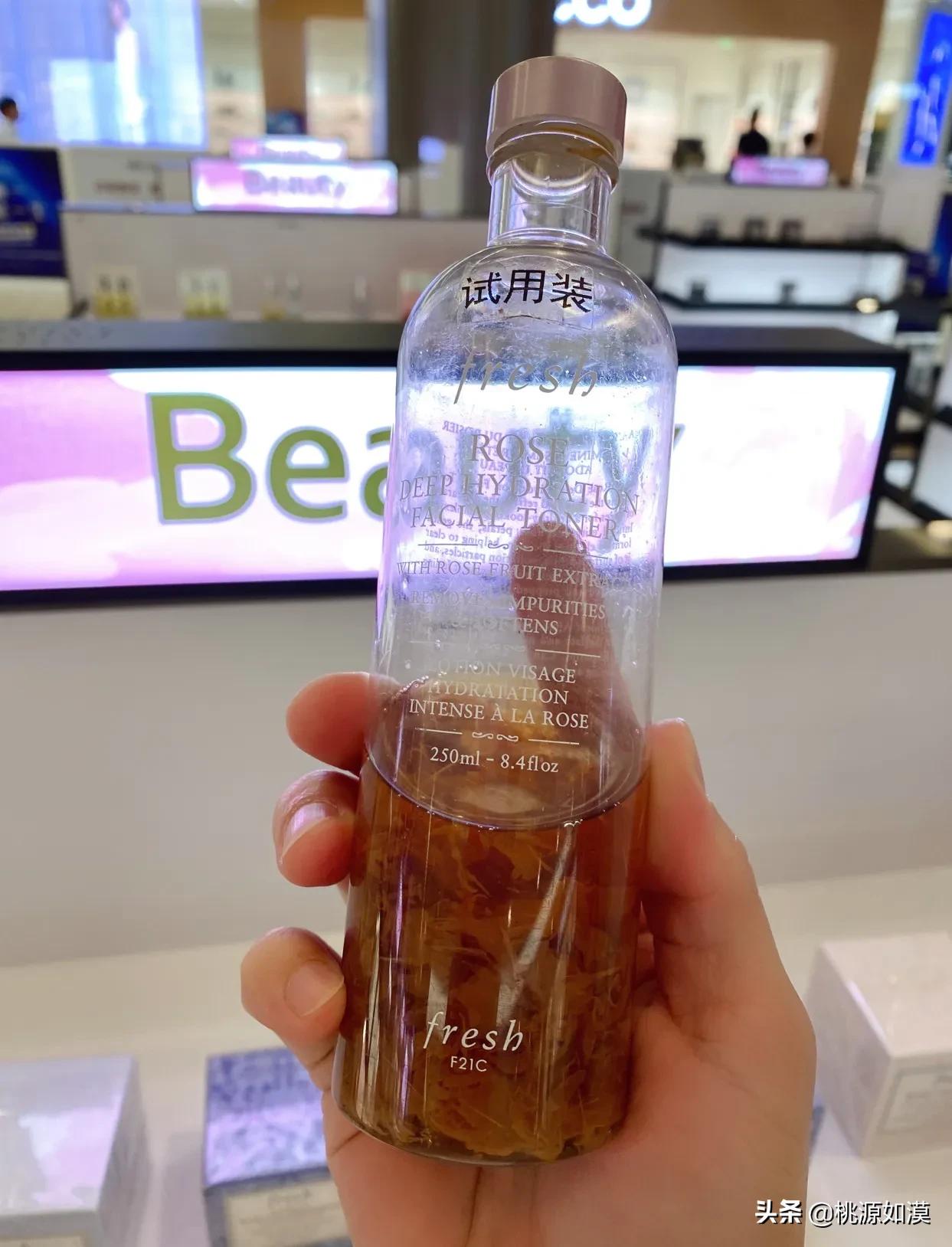 脸只有一张，买便宜买错了就浪费？千元内十大好用精华水推荐