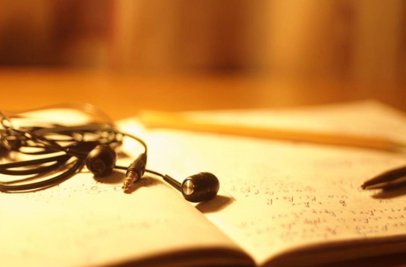 外籍考生降低要求，招生标准引发热议，清华表示含金量不同