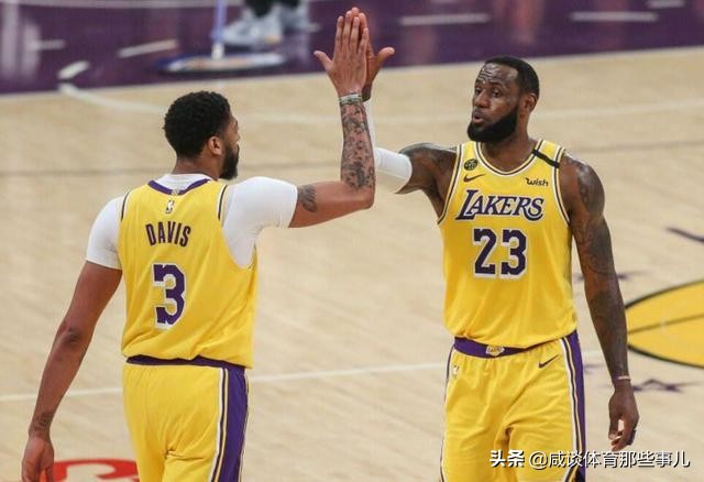 为什么nba有背靠背(湖人关系硬！联盟照顾实锤：42场直播，背靠背最少！开局全是主场)