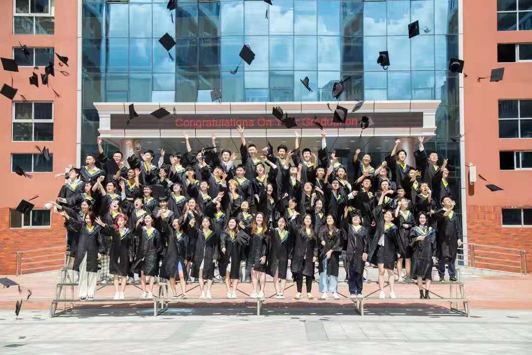 深圳国际学校里的“高级培训师”——新哲书院(原讯得达)