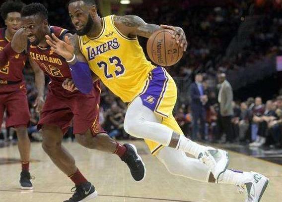 nba为什么禁止长紧身裤(NBA禁止穿戴“忍者头巾”，理由很奇特！以后詹皇威少无法使用它)