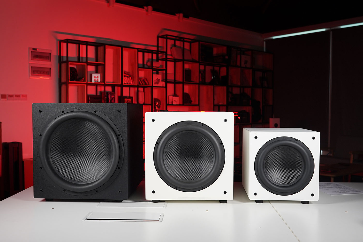 Brev系列低音炮试用！10寸、12寸、15寸家庭影院低音炮全看懂