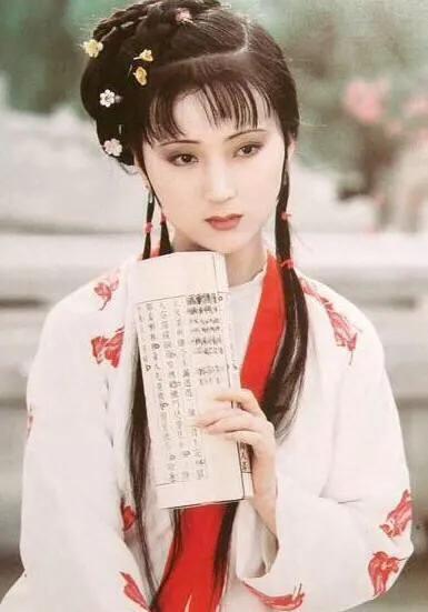 缘起一株残荷，浅析宝藏女孩林黛玉