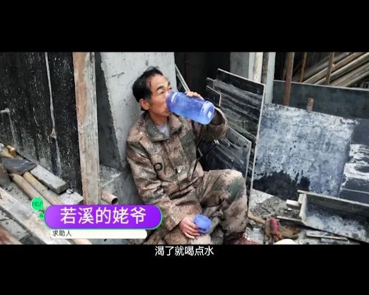 暖哭朋友圈的瞬间：这世上最爱孩子的人，或许不是妈妈