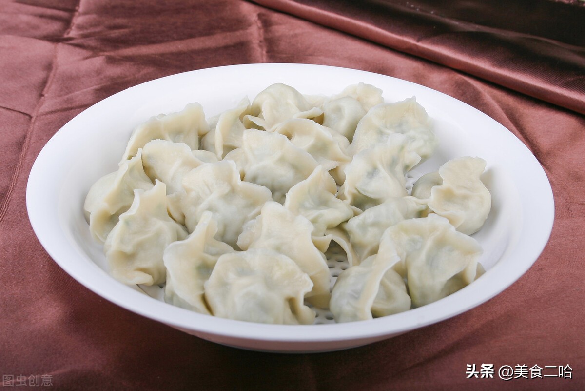 煮速冻水饺，很多人第1步就错了，掌握4个步骤，和鲜水饺一样好吃