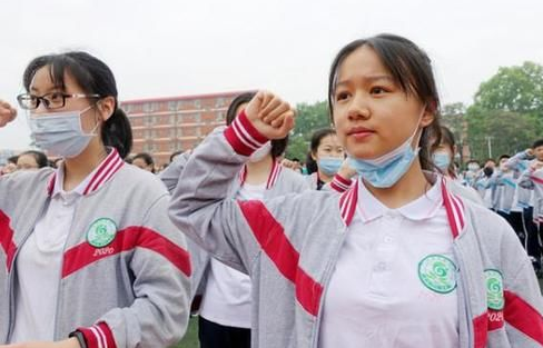 近800名高一新生被劝退，家长的小心思被识破，他们还有出路吗？