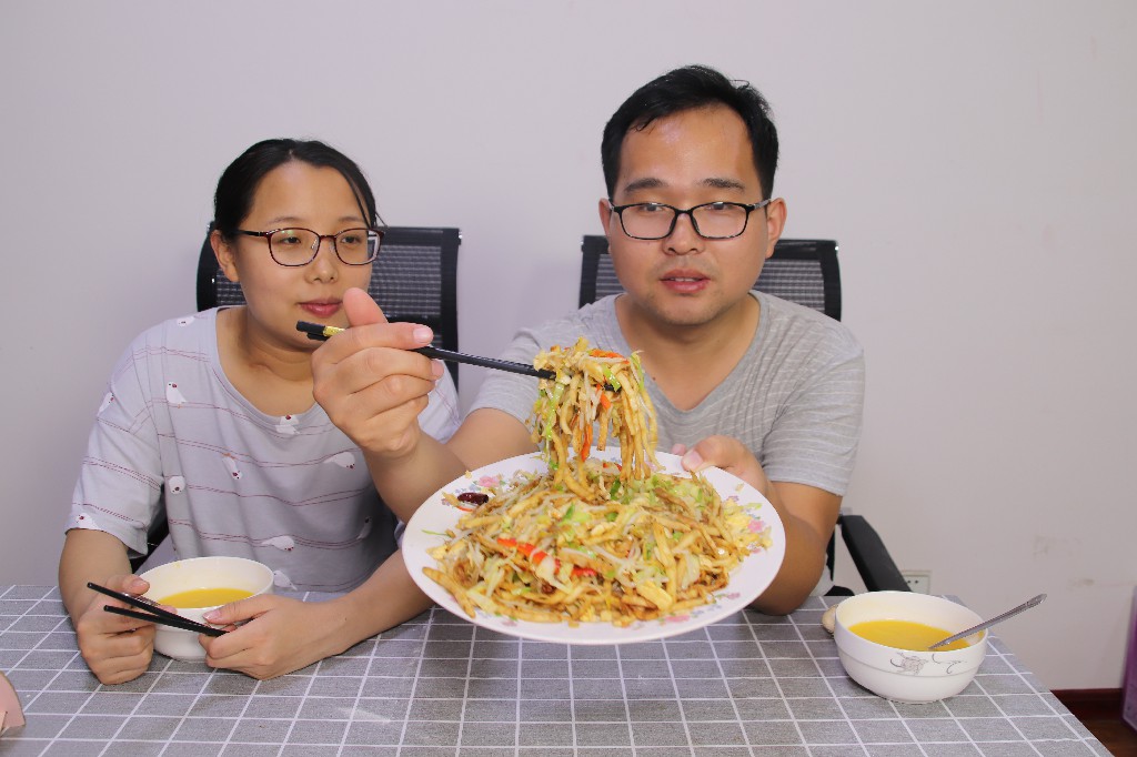 北方家常炒饼制作方法：简单易学的地道风味炒饼.recipe
