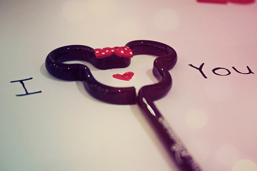 其实，一个人喜不喜欢你，你是有感觉的