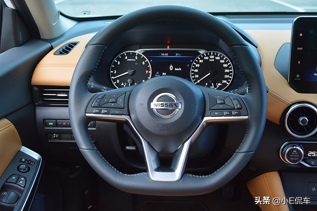 外在热情奔放，驾驭沉稳舒畅，NISSAN Sentra试驾