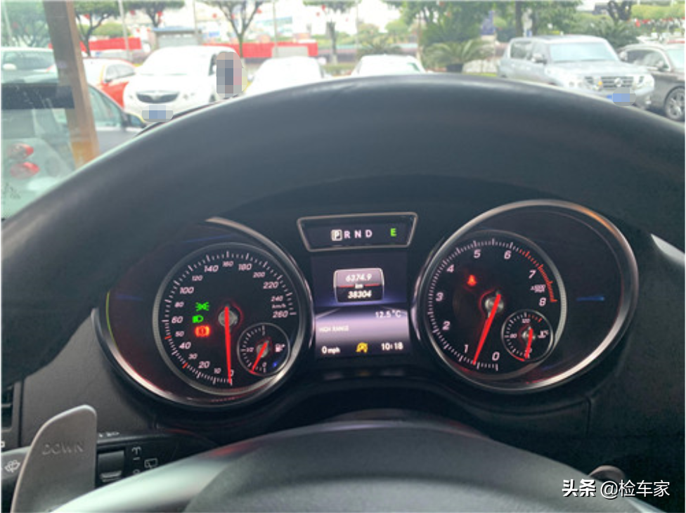 2017款奔驰G500，三年贬值60万！网友：现在买17款真划算